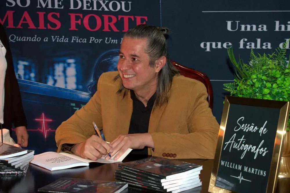 “Aquilo que não me matou só me deixou mais forte”: pastor que sobreviveu a cinco cirurgias lança livro em Diadema 